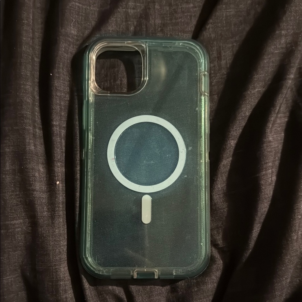 Apple Green MagSafe-Compatible iPhone Case with Protective Bumpers